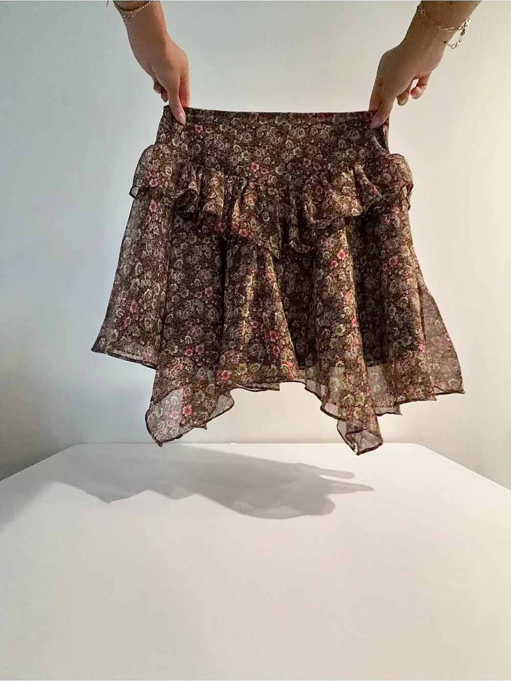Walter Baker Becca Ruffled Floral Mini Skirt Brown & Pink size 4